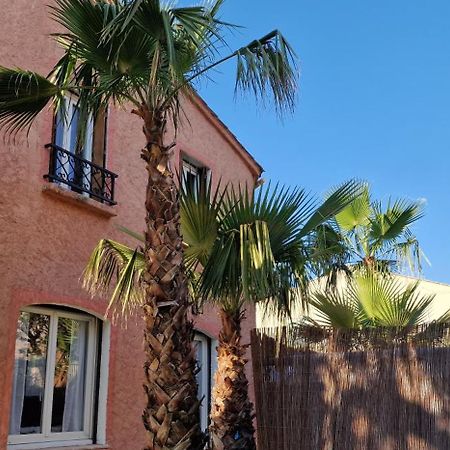 Haut De Villa A 700 Metres De La Plage, Totalement Independant Et Accessible Par Un Escalier Exterieur Sainte-Maxime Exterior foto