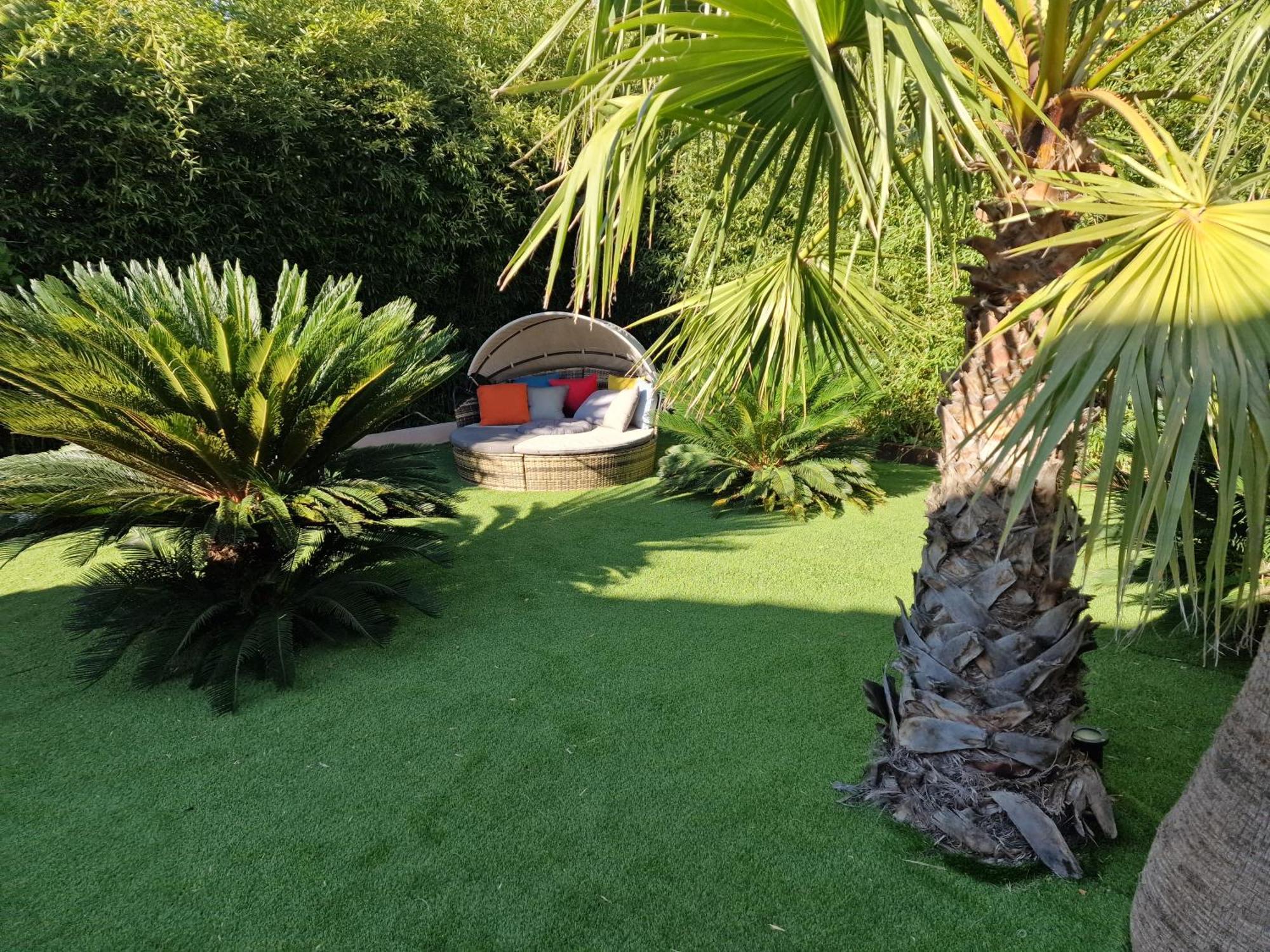 Haut De Villa A 700 Metres De La Plage, Totalement Independant Et Accessible Par Un Escalier Exterieur Sainte-Maxime Exterior foto